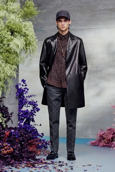 Look 23